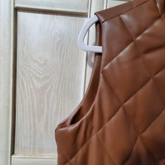 Chico’s Diamond Quilted Puffer Vest, Size 1 (Small) – NWOT - Picture 6 of 9